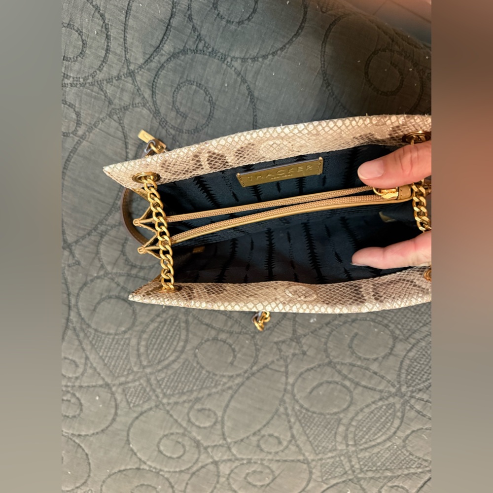 Thacker Python print shoulder bag - Picture 9 of 13